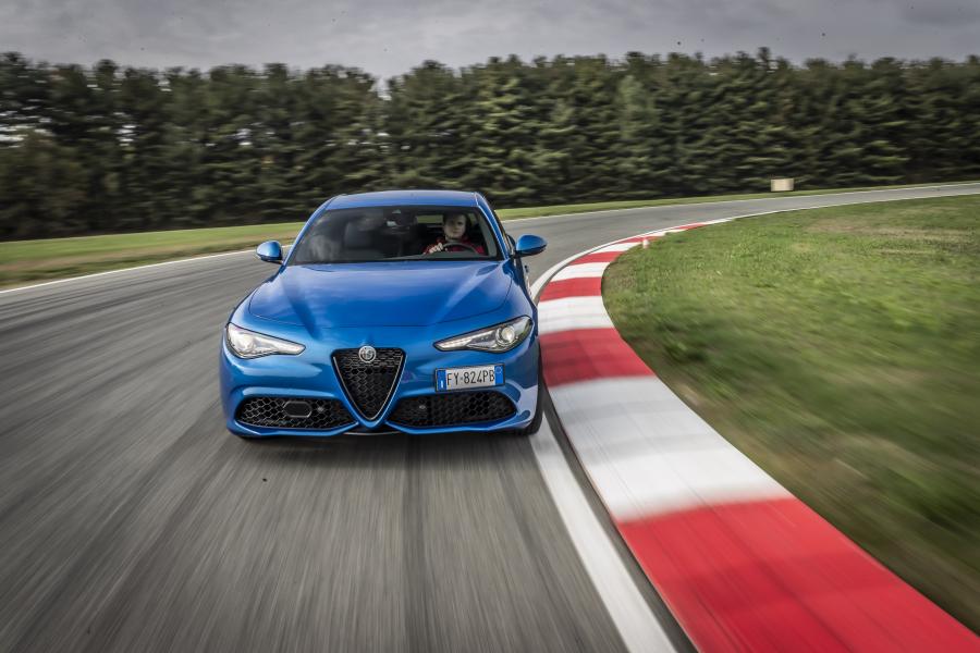  Alfa Romeo Giulia Veloce Q4 (952) 2019 года  (фото 16 из 30)